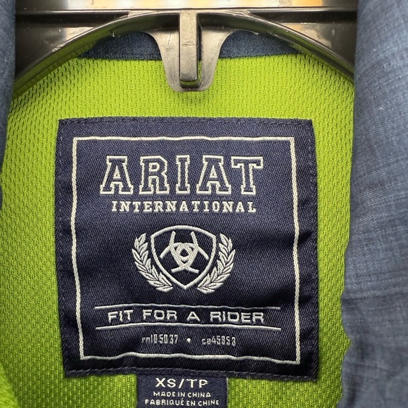 Ariat International Fit For A Rider Women’s XS/TP Equestrian Vest Blue Green - Picture 4 of 9